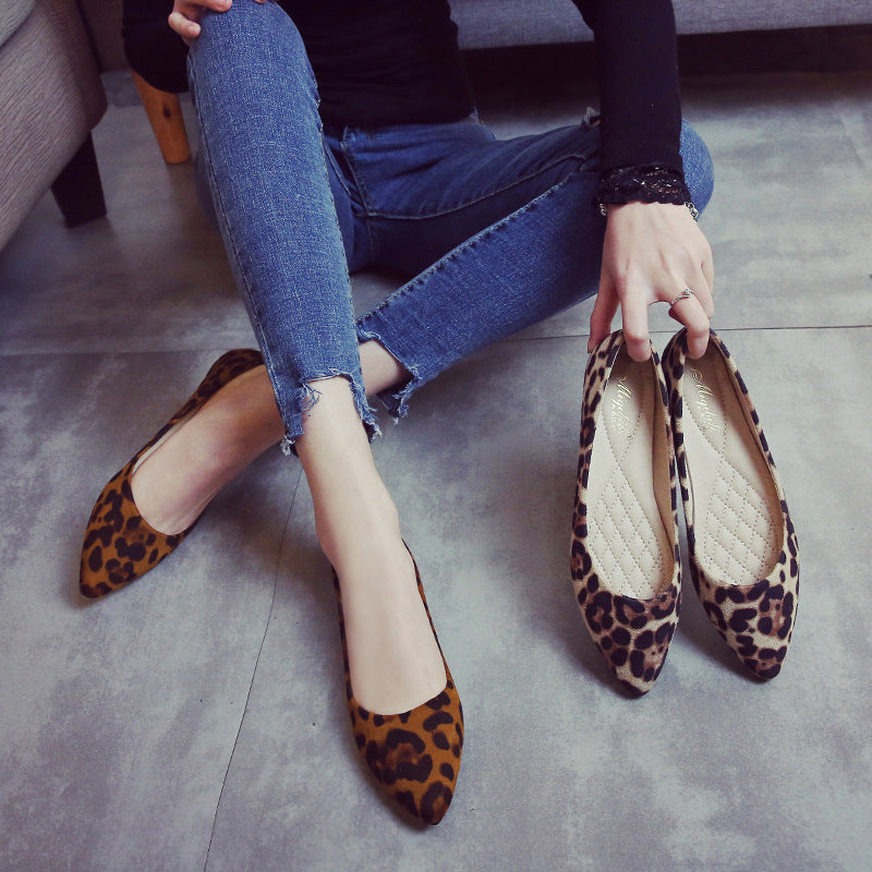 Leopard-print pointed toe flats Leopard-print pointed toe flats